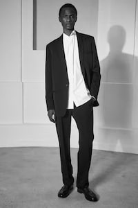 Relaxed Tailored Layers Image 4
