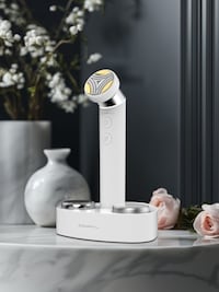 Interchangeable Beauty-Tech Systems Image 1
