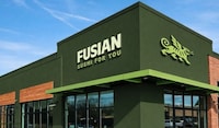 Personalized Fast-Casual Branding