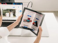 Foldable Portable Monitors Image 3