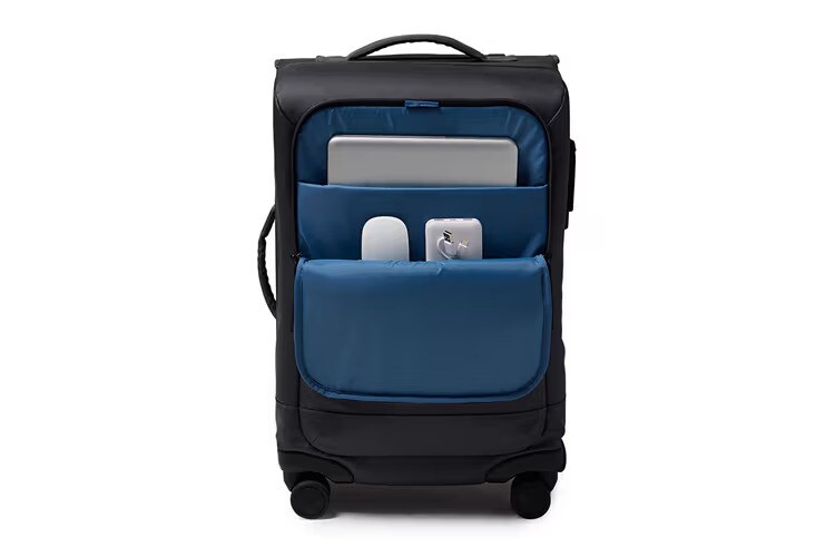 Backpack Brand Luggage Ranges : JanSport Good Latitude Travel
