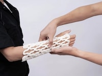 Waterproof Lattice-Style Healthcare Casts Image 1