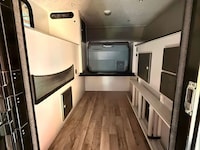 Hybrid Truck Rooftop Tents Image 7
