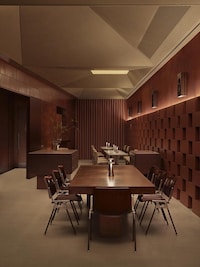 Warm Narrow Burger Bars Image 2