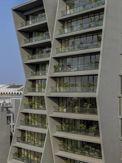 Geometrically Inspired Office Facades