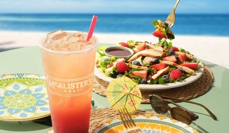 Pineapple Cake-Flavored Lemonades