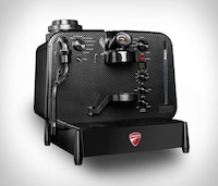 Motorbike-Branded Espresso Machines Image 2