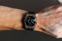 Titanium Oil-Filled Watches Image 4