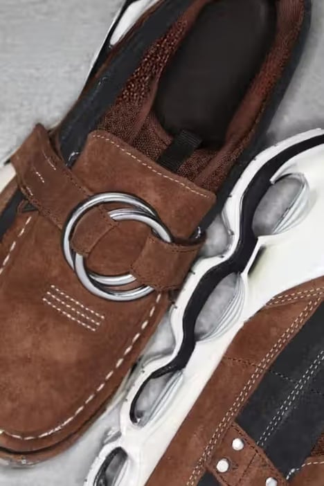 Hybrid Moc Sneakers