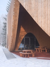 Modern Theatre Buildings Image 2