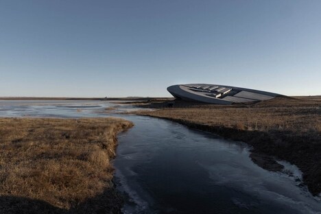 Saucer-Shaped Nestled Galleries