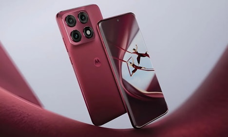Fashion-Forward Photography Smartphones