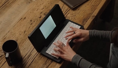 Distraction-Free Typing Systems