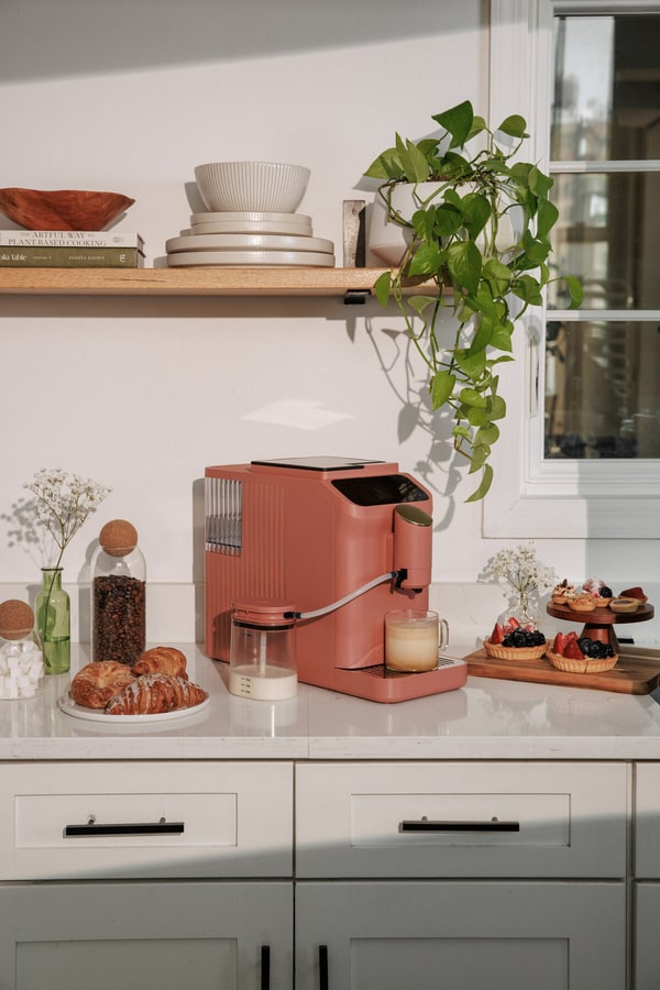 Sleek Automatic Espresso Machines