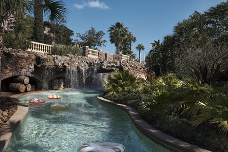 Complimentary Stay Resort Offerings