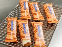 Bakery-Inspired Protein Bars Image 1