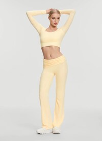 Body-Hugging Lounge Pants Image 2