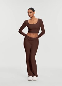 Body-Hugging Lounge Pants Image 5