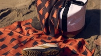 Collaborative Outdoor Towels Image 7