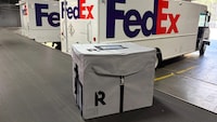 Reusable Shipping Box Pilots Image 1