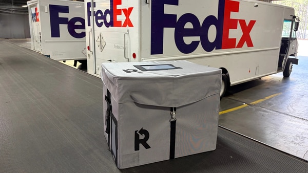 Reusable Shipping Box Pilots