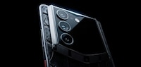 Luxury Book-Style Foldable Smartphones Image 2