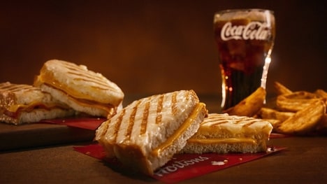 Fan-Revived Cafe Sandwiches