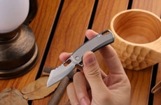 Titanium Pocket Knives