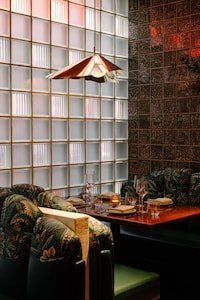 Roman Revival Interior Design Image 2