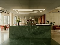 Thoughtful Office Building Interiors Image 4