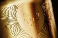 Gold Drinkware Collection Image 3