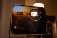 Rotating 4k Mini Projectors Image 2