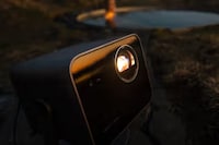 Rotating 4k Mini Projectors Image 3