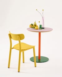 Repairable Caf&eacute; Seating Image 3