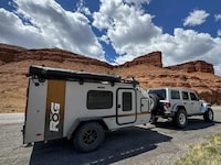 Pop-Up Bath Campers Image 2