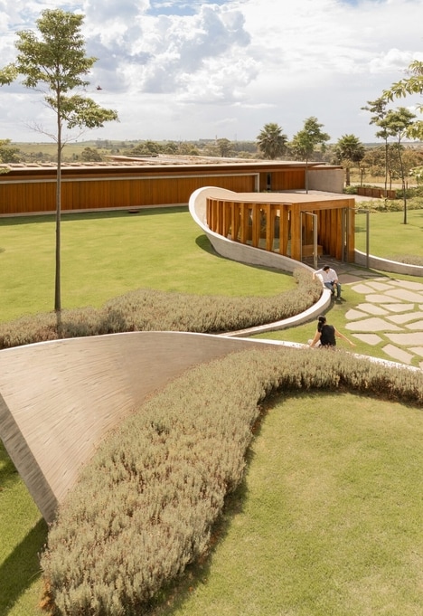 Curving Concrete Chapels