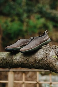 Gradient Garden Footwear Image 2