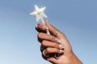 Wand-Shaped Wireless Payment Accessories Image 1