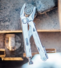 Lockable Pliers Multitools Image 2