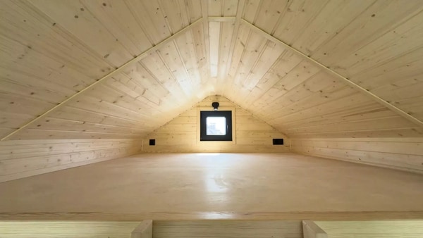 Timelessly Elegant Tiny Houses