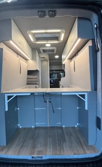 Luxuriously Compact Motorhomes Image 2