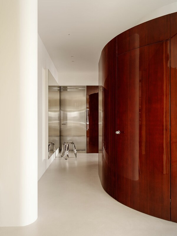 Red Veneer Volumes