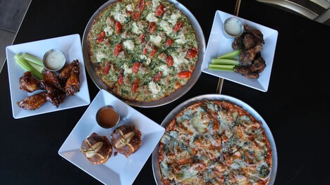 Chicken-Focused Pizzeria Menus