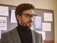 Stealthy AI Smart Glasses Image 2