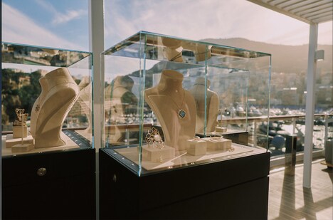 On-Cruise Fine Jewelry Boutiques