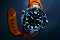 Three-Hour Dive Watches Image 2