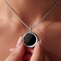 Jewelry-Inspired UV Sensors Image 2