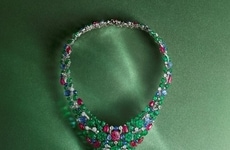 Luxurious Sculptural Necklace Designs