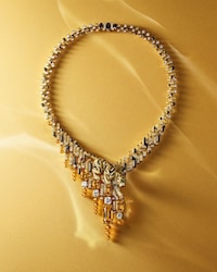 Luxurious Sculptural Necklace Designs Image 3