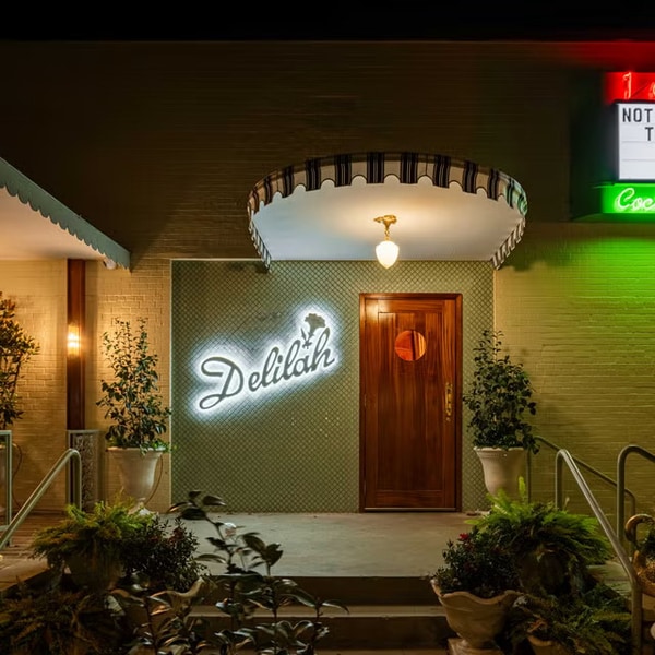 Phone-Free Texas Supper Clubs
